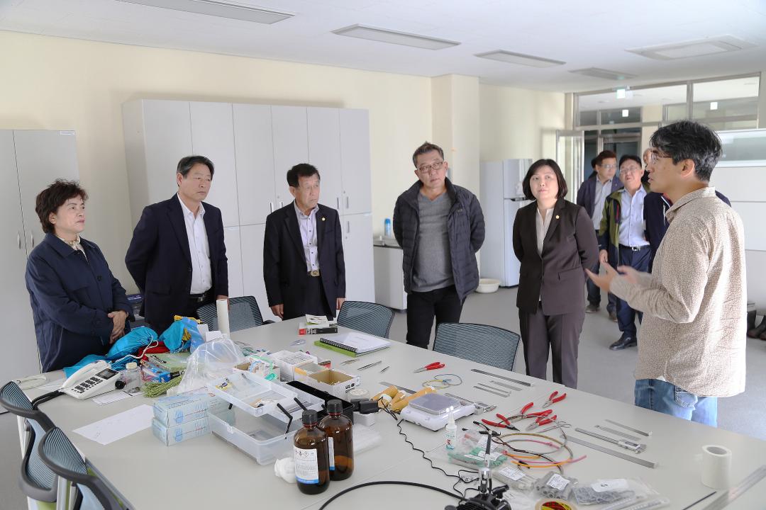 '2019년 옹진군의회 현장방문(백령면)' 게시글의 사진(4) '191016_옹진군의회 현장방문 (백령 대청) (4).JPG'