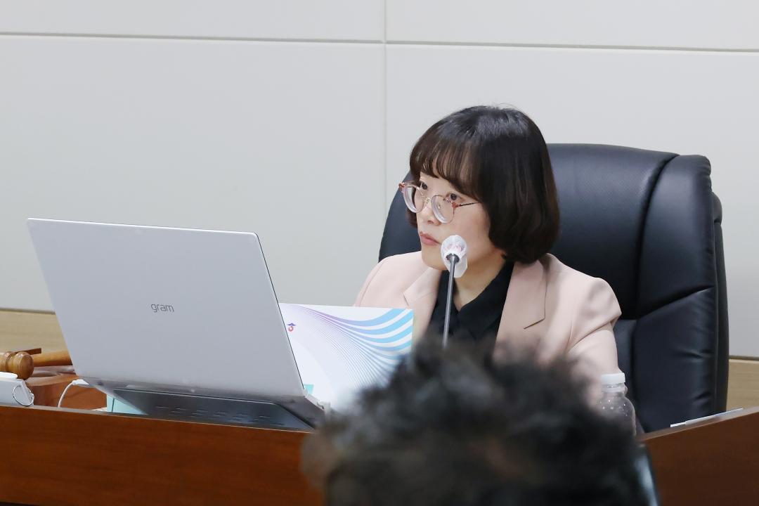 '제249회 옹진군의회 제1차 정례회 제1차 예산결산심사 특별위원회' 게시글의 사진(9) '250609_제249회 옹진군의회 제1차 정례회 제1차 예산결산심사 특별위원회 (9).JPG'