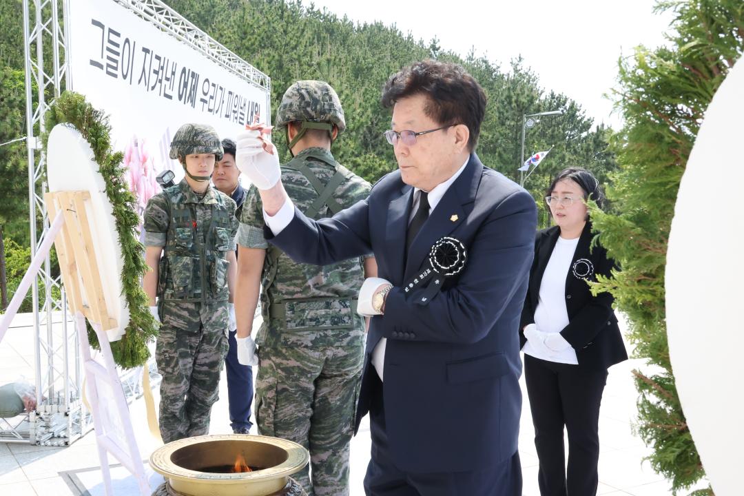 '제70회 현충일 추념식 (백령면)' 게시글의 사진(5) '250606_제70회 현충일 추념식(백령면) (5).JPG'