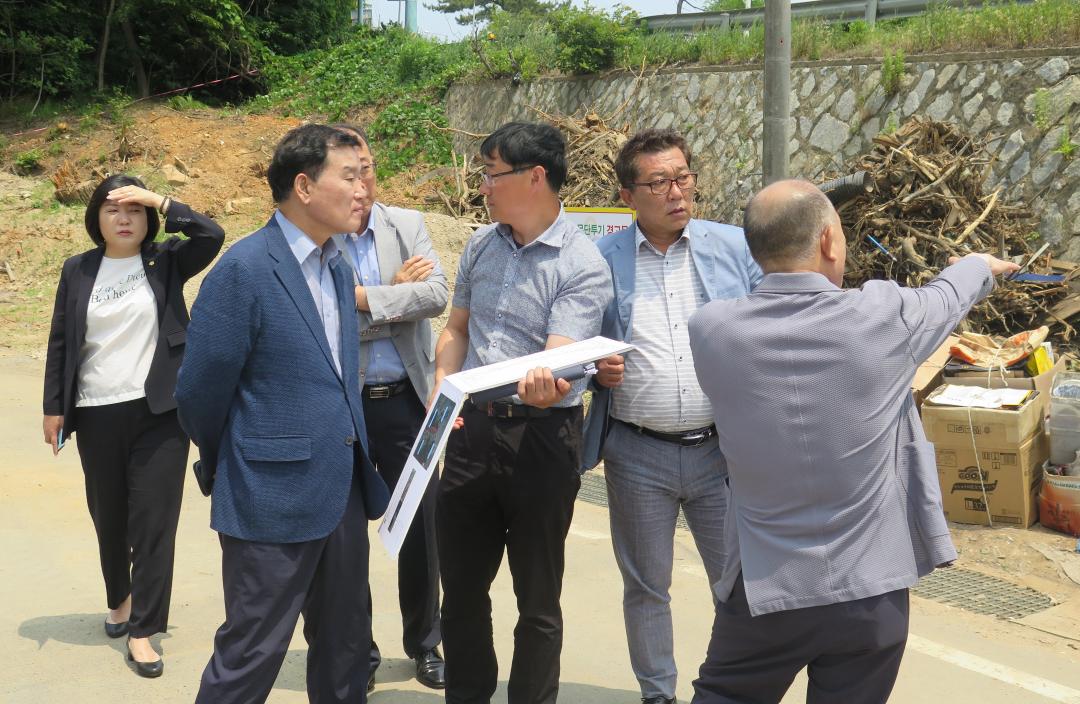 '2019년 6월 21일 현장방문(영흥면)' 게시글의 사진(7) '190621_옹진군의회 현장방문 (영흥면) (7).JPG'