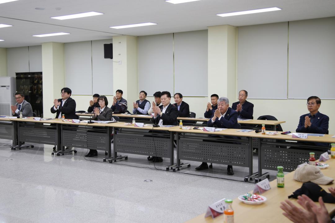 '옹진군의회 현장방문 (연평면)' 게시글의 사진(10) '241121_옹진군의회 현장방문 (연평면) (10).JPG'