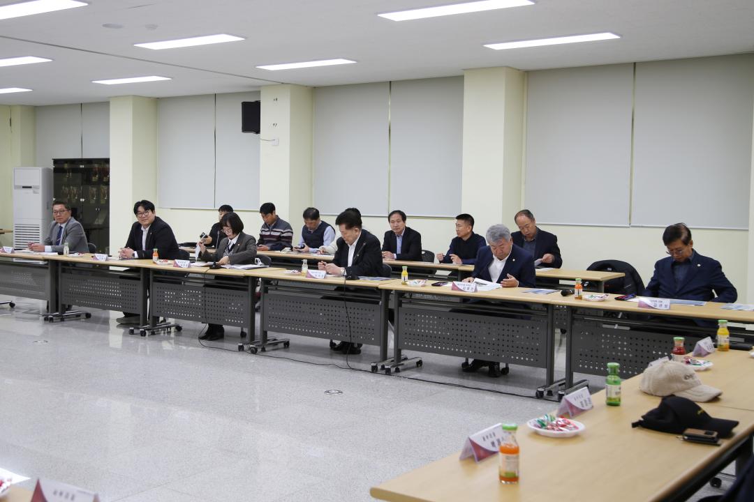 '옹진군의회 현장방문 (연평면)' 게시글의 사진(9) '241121_옹진군의회 현장방문 (연평면) (9).JPG'