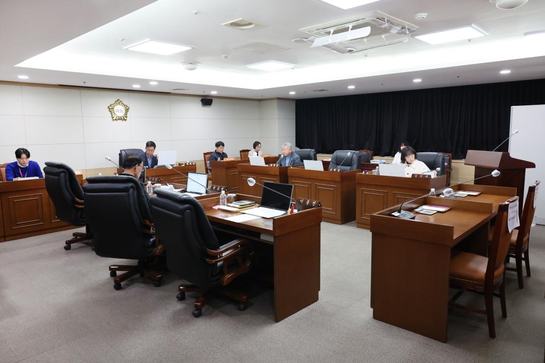 제252회 옹진군의회 임시회 폐회중 제2차 의회운영위원회