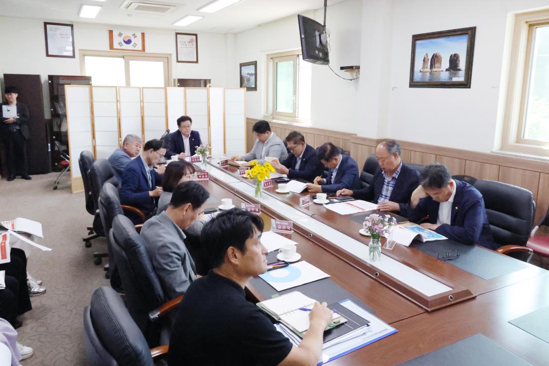 '옹진군의회 현장방문 (덕적면)' 게시글의 사진(26) '250611-12_옹진군의회 현장방문(덕적면) (27).JPG'