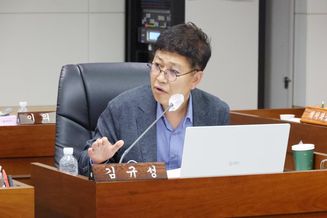 '제249회 옹진군의회 제1차 정례회 제2차 예산결산심사 특별위원회' 게시글의 사진(16) '250610_제249회 옹진군의회 제1차 정례회 제2차 예산결산심사 특별위원회 (16).JPG'
