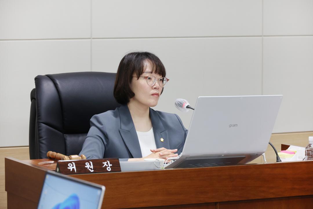 '제249회 옹진군의회 제1차 정례회 제2차 예산결산심사 특별위원회' 게시글의 사진(7) '250610_제249회 옹진군의회 제1차 정례회 제2차 예산결산심사 특별위원회 (7).JPG'