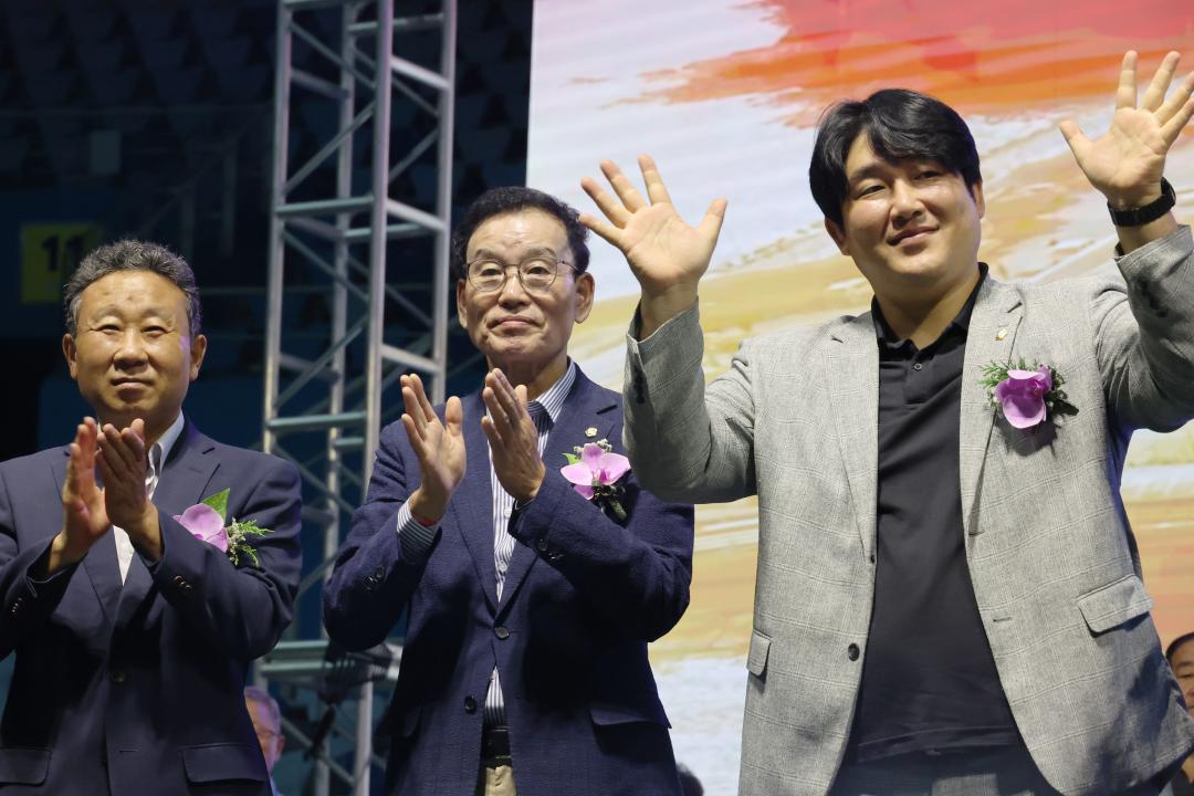 '제52회 옹진군민의 날 기념행사' 게시글의 사진(22) '250912_제52회 옹진군민의 날 기념행사 (22).JPG'