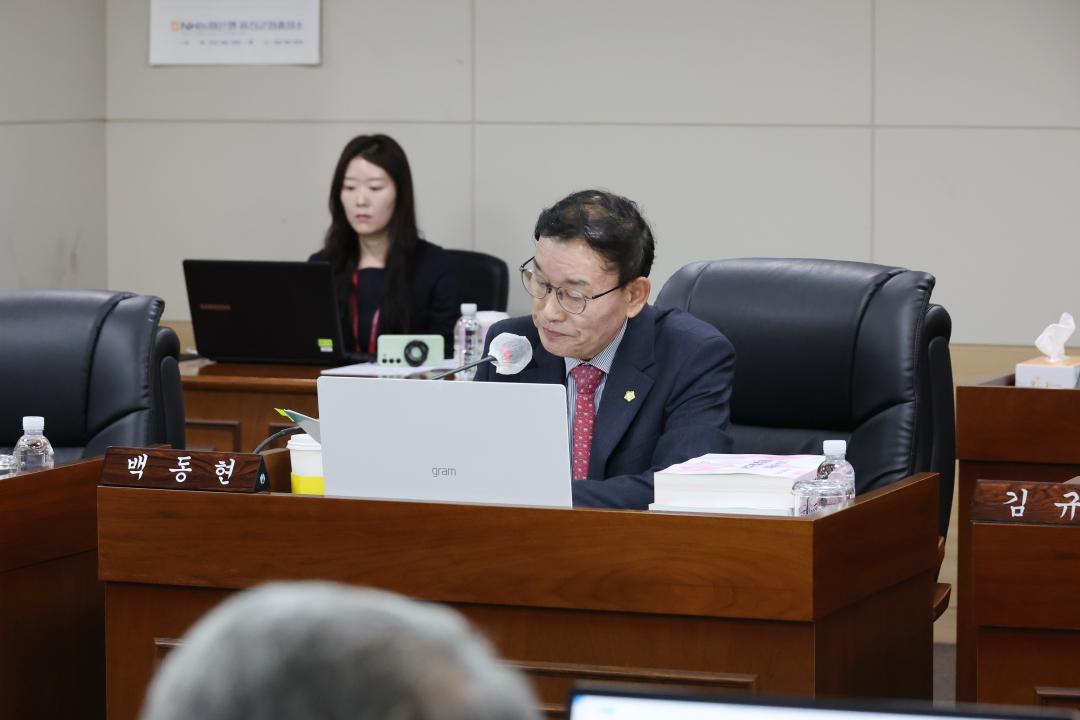 '제249회 옹진군의회 제1차 정례회 제1차 예산결산심사 특별위원회' 게시글의 사진(17) '250609_제249회 옹진군의회 제1차 정례회 제1차 예산결산심사 특별위원회 (17).JPG'