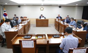 제237회 옹진군의회 임시회 개회